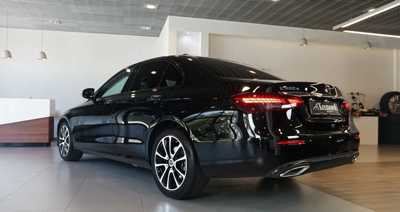 Mercedes-Benz Klasa E cena 197700 przebieg: 32700, rok produkcji 2022 z Stęszew małe 436